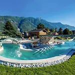 Des Bains De 赛永