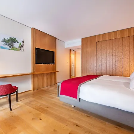 Hotell Des Bains De 4*