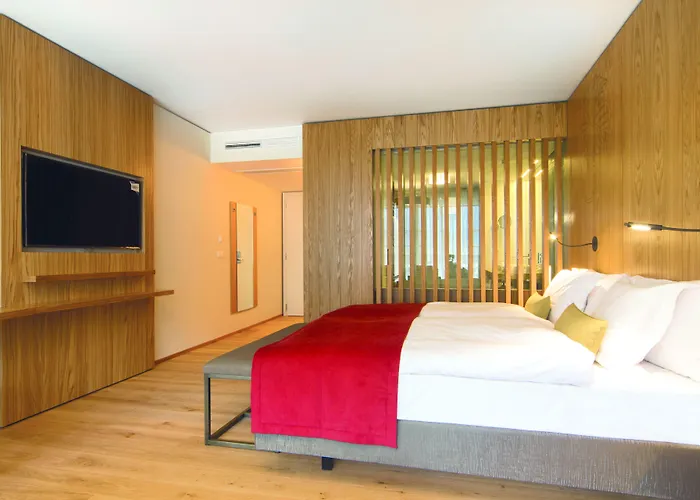 Des Bains De Hotel 4*