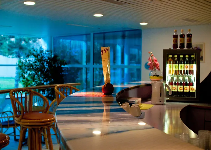 Des Bains De Hotel 4*