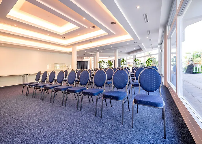 Des Bains De 4* 사이옹