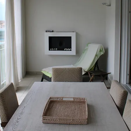 Des Bains De 4* 赛永