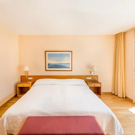 Des Bains De Saillon