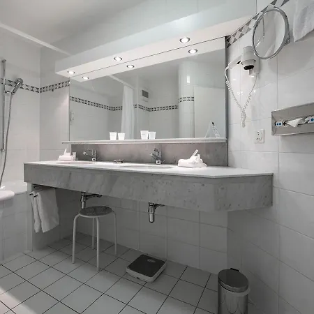 Des Bains De 4*