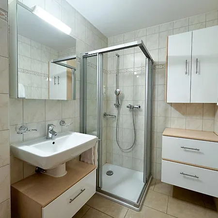 Des Bains De מלון סאיו